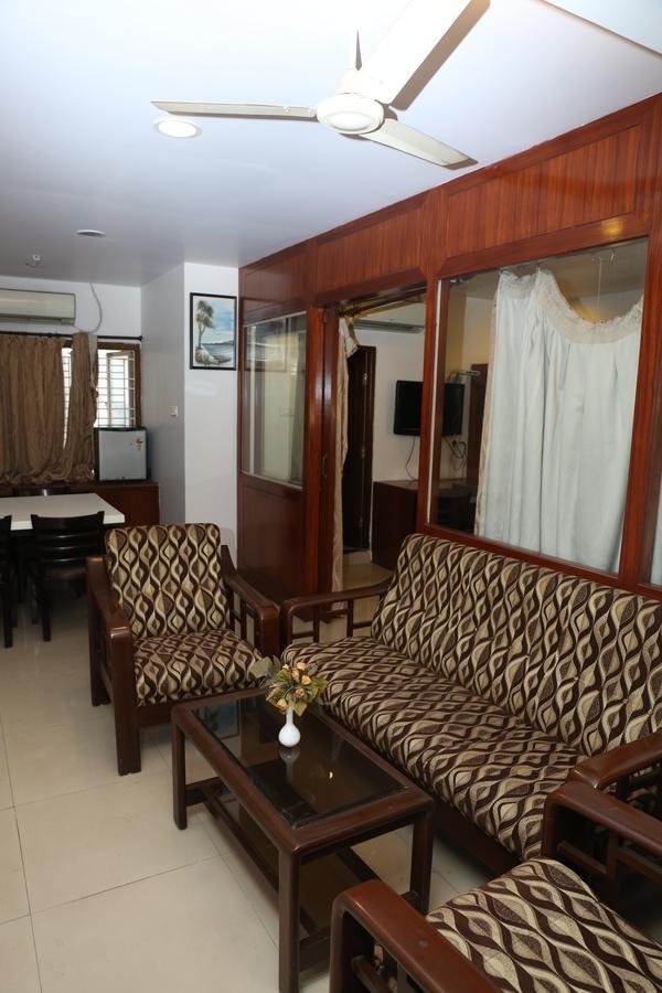 Hotel Chandra's Visakhapatnam Exteriör bild